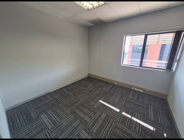 319M² OFFICE TO LET IN WOODMEAD
